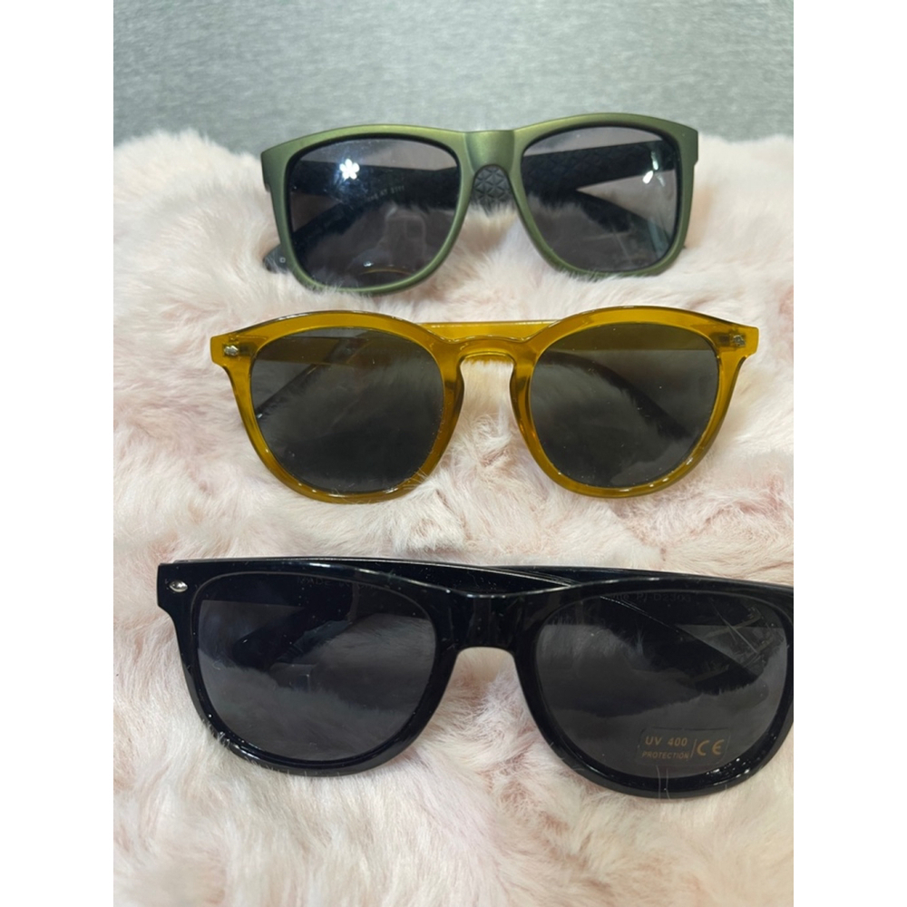 Bundle of sunglasses